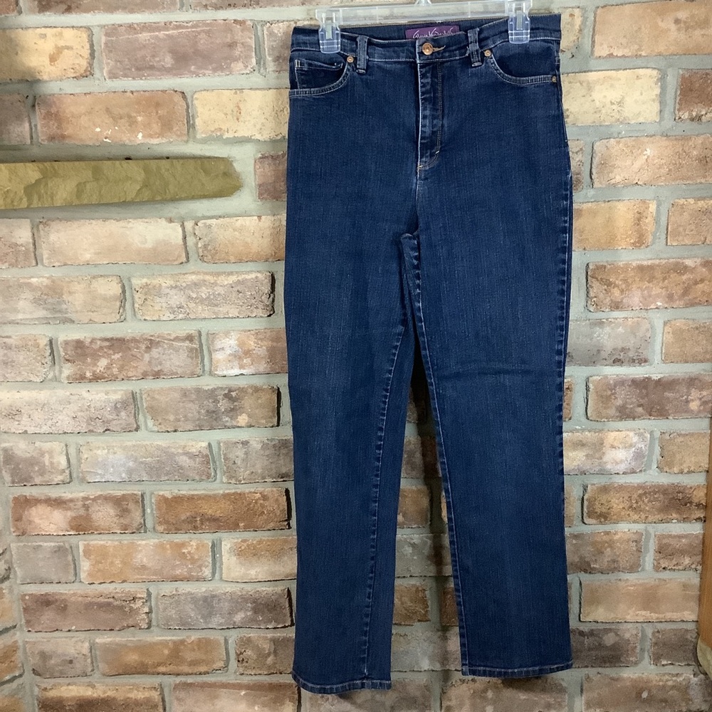 GLORIA VANDERBILT “Amanda” Misses Straight Leg Denim Jeans 149